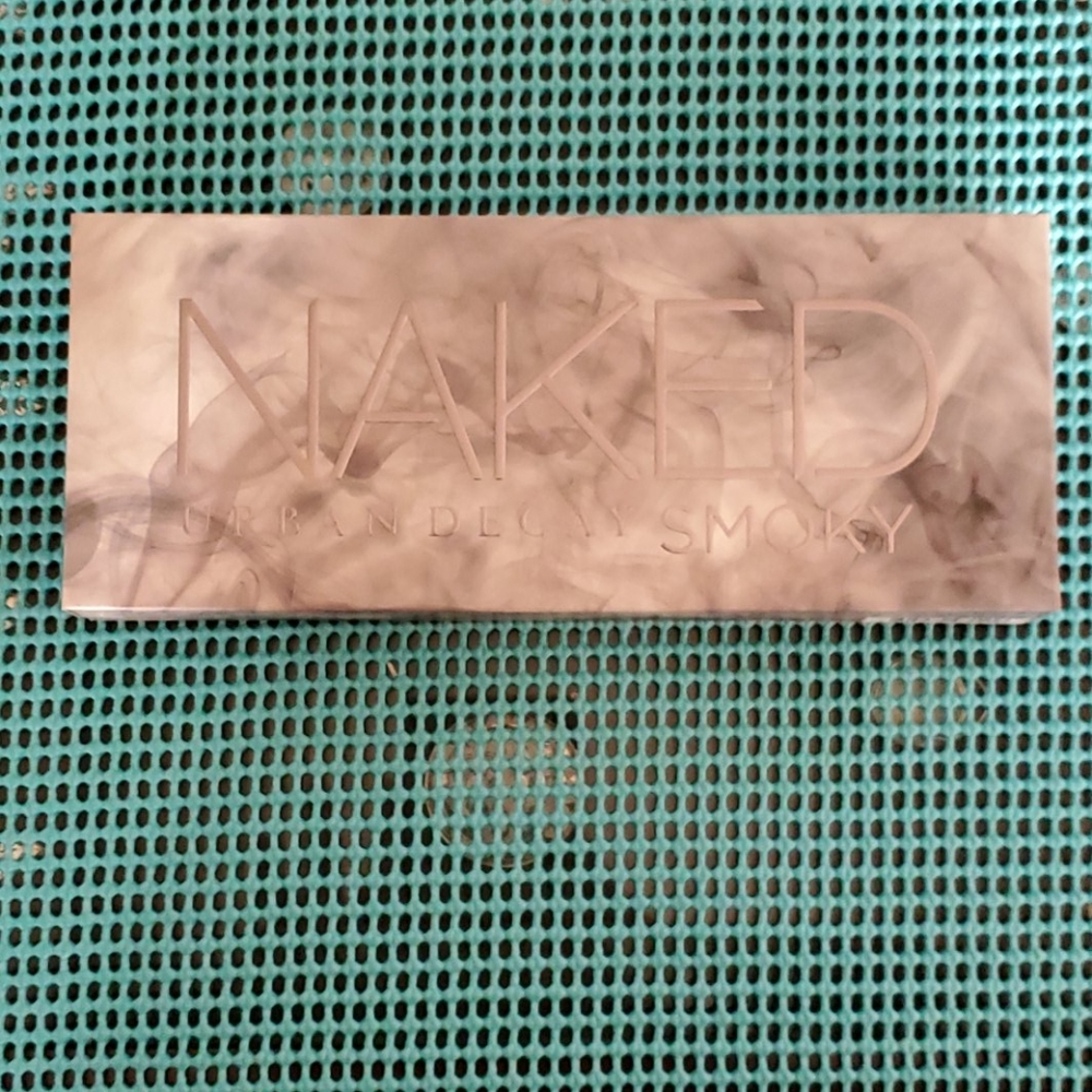 Urban Decay Naked Smokey Palette